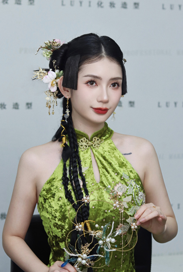 文章附图