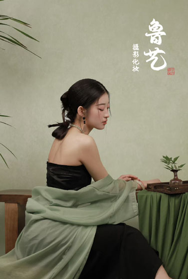 文章附图